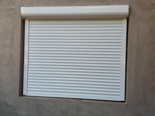 Aluminijumska i pvc stolarija paunovic, pvc pozarevac, stolarija pozarevac, roletne, prozori, komarnici